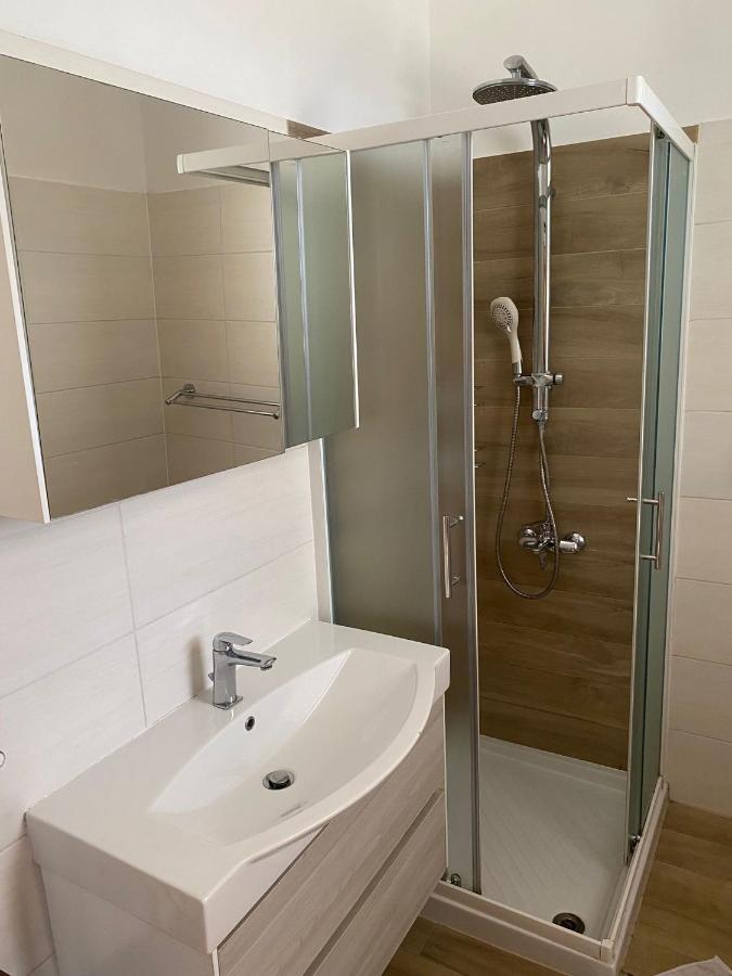 Apartmani Ana Borovac Funtana Kültér fotó
