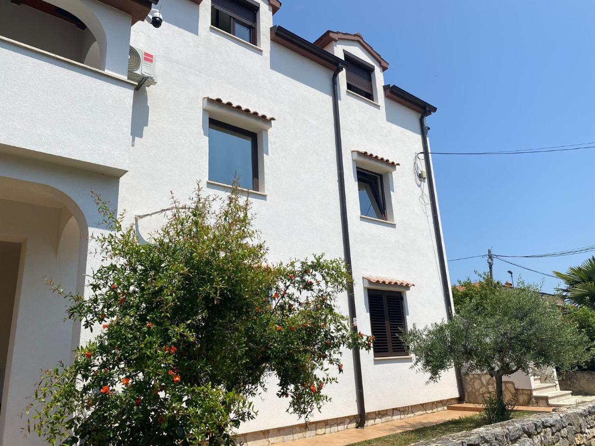 Apartmani Ana Borovac Funtana Kültér fotó